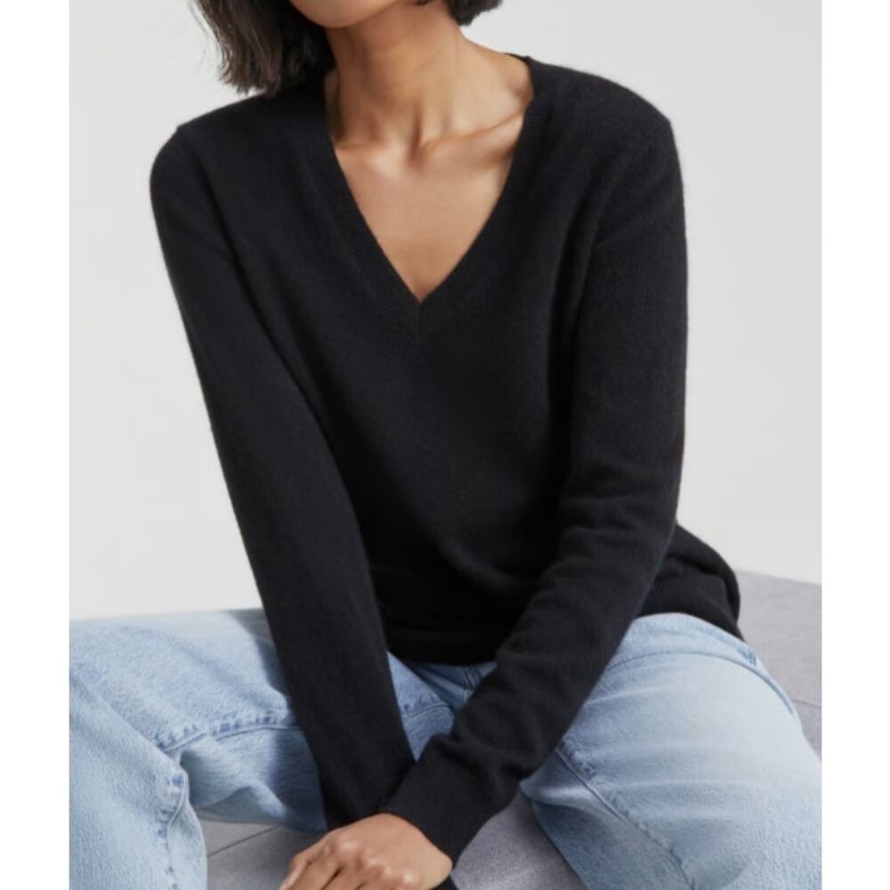 Charter Club Petite Women's V-Neck Sweater Cashmere Black PL